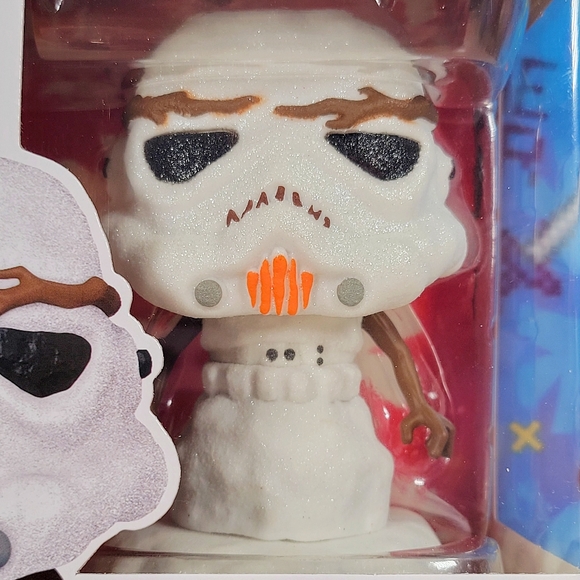 Funko PoP Star Wars Stormtrooper #557 Christmas Collectible Vinyl + Protector - Picture 9 of 9